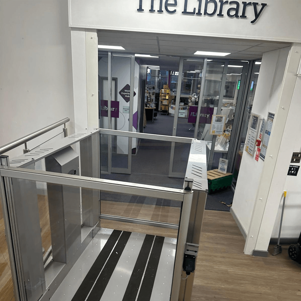 Tech Lift M4 installed at Stamford College to provide access to the library.