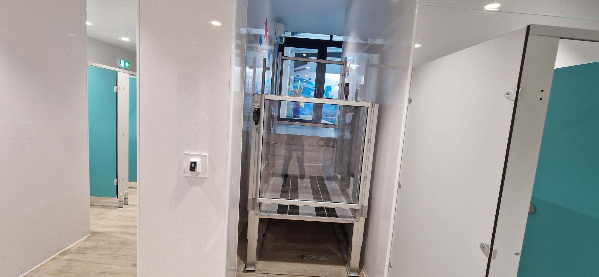 Tech Lift M4 step lift for swimming pools, marine-grade.