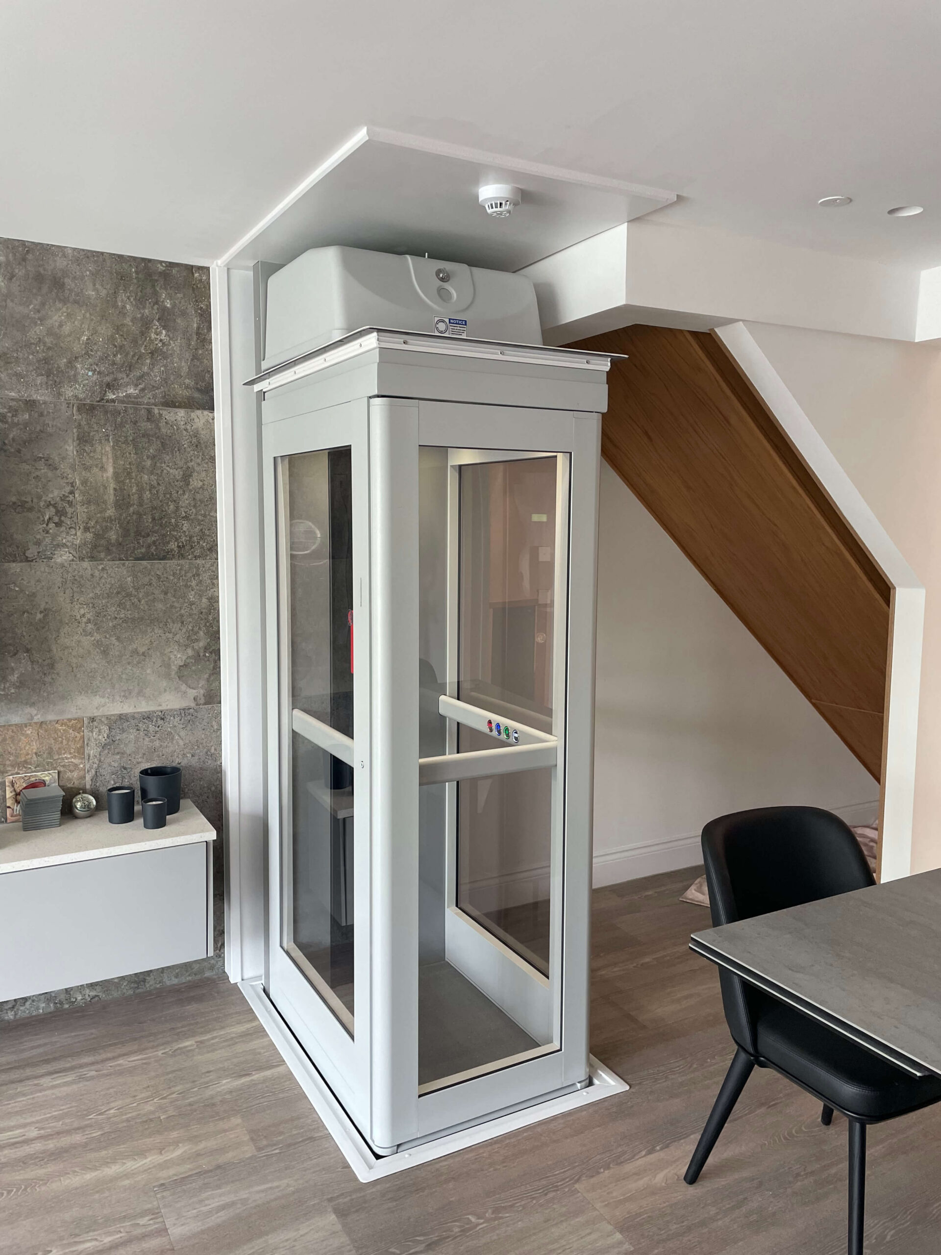 Side view of the Vivo Home Lift